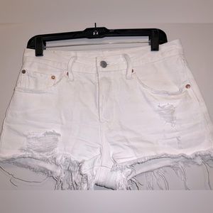Levi’s White 501 Distressed Cut-Off Shorts 26